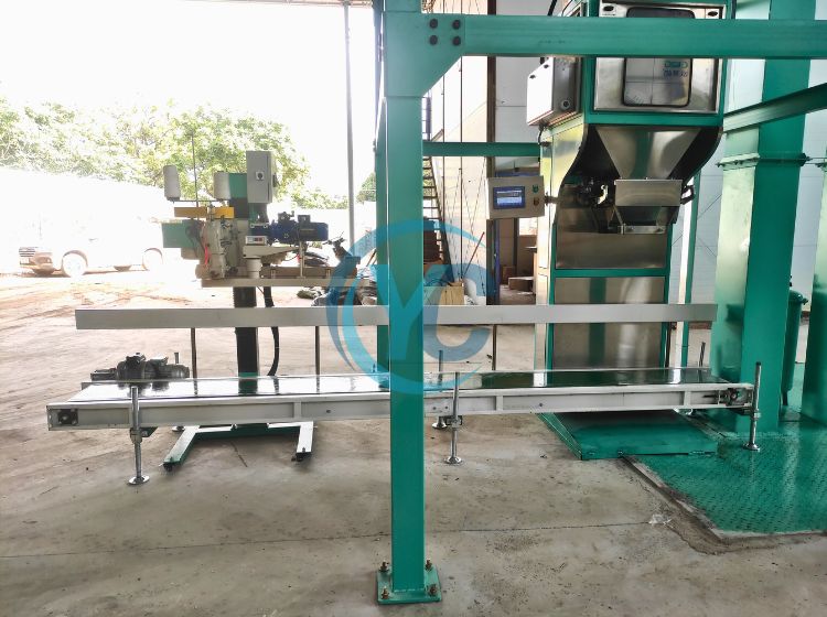 fertilizer bagging machine.jpg