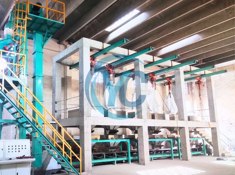 automatic fertilizer machine.jpg