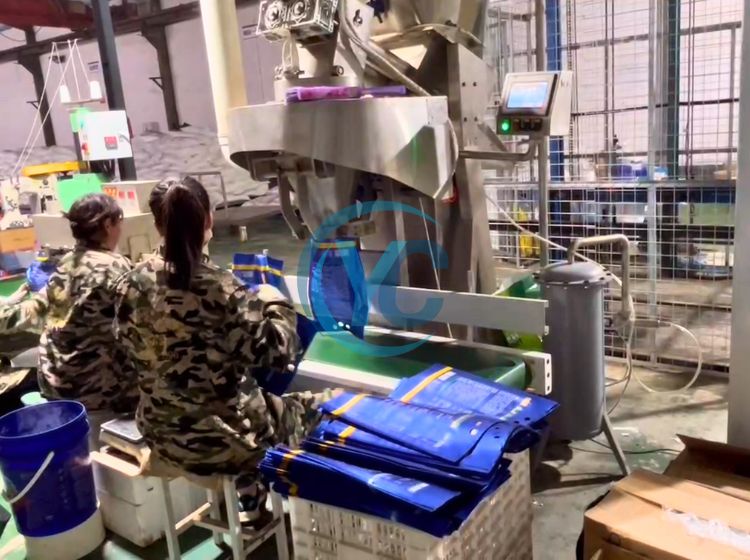 fertilizer bag packing machine.jpg